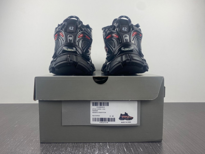 Ba*len*cia*ga runner graffiti black red 677403w3rbq1060