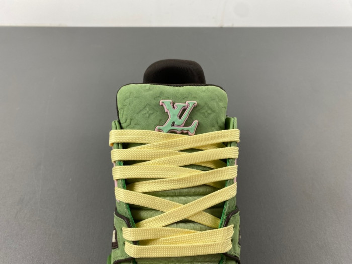 2024 l**is V*t*n lv trainer x tyler 20240522